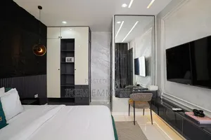 ‎2-Bedroom Smart Apartment With Pool and Gym Now Available