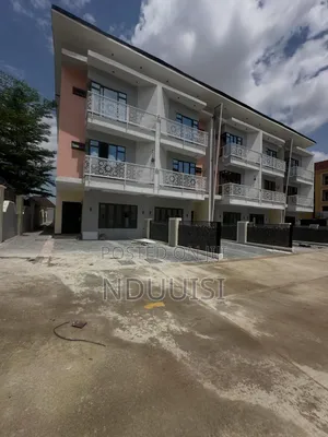 4bdrm Townhouse/Terrace in Guzape District for sale