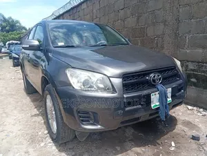 Toyota RAV4 Sport 2009 Gray