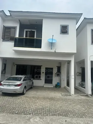 4bdrm Townhouse/Terrace in Victoria Bay Annex, Ikota for sale