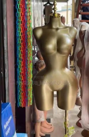 Fiber BBL Half Body Mannequin