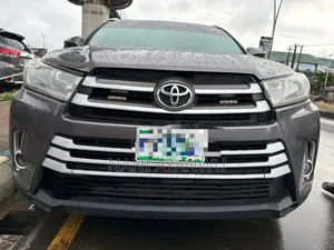 Toyota Highlander 2015 Gray