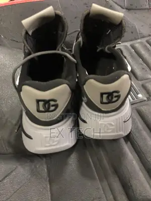Sneakers Shoe