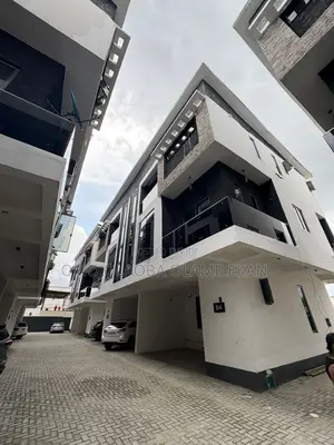5bdrm Duplex in Ajah for rent