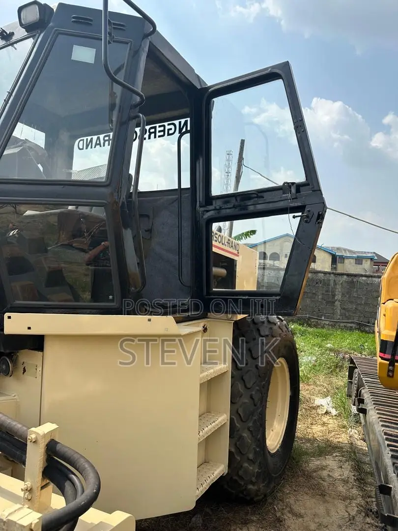 Roller Compactor