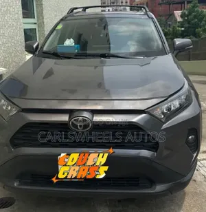 Toyota RAV4 XLE AWD 2020 Black