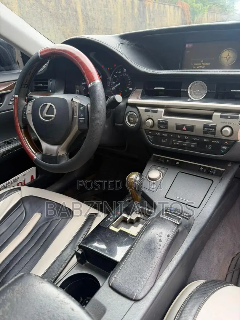 Lexus ES 2014 Black