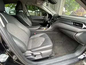 Toyota Camry SE 2023 Black