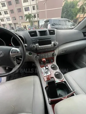 Toyota Highlander 2012 Blue