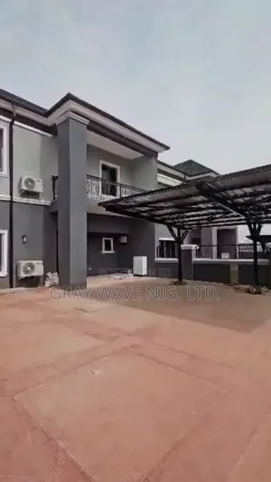 4bdrm Duplex in FHA for rent