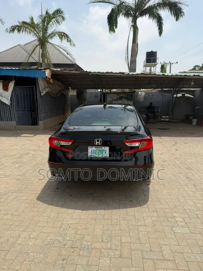 Honda Accord 2018 Black