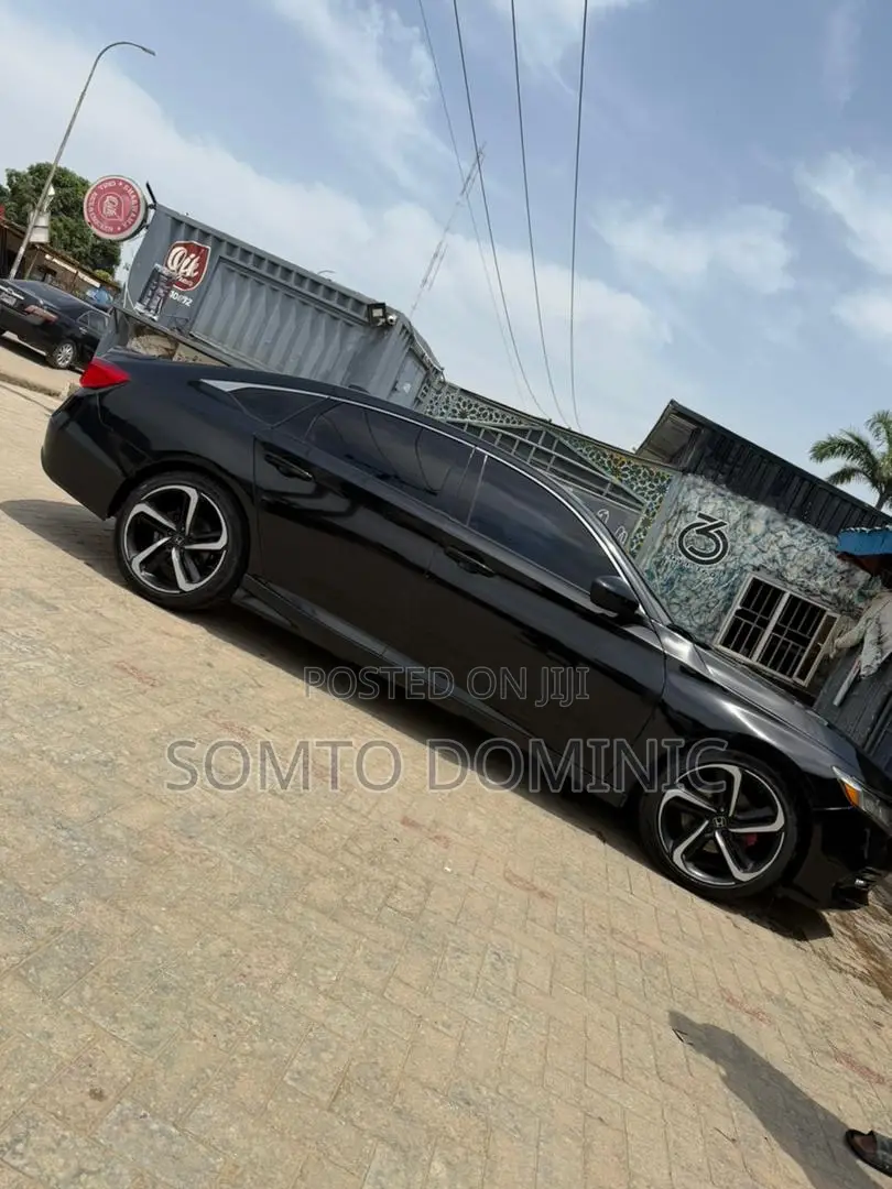 Honda Accord 2018 Black