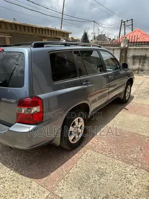 Toyota Highlander 2006 Blue