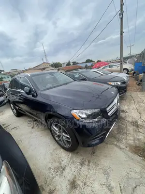 Mercedes-Benz GLC-Class 2017 Blue