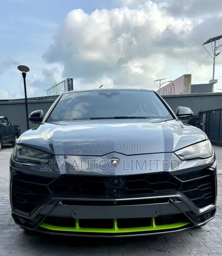 Lamborghini Urus Base 4dr AWD 2020 Gray