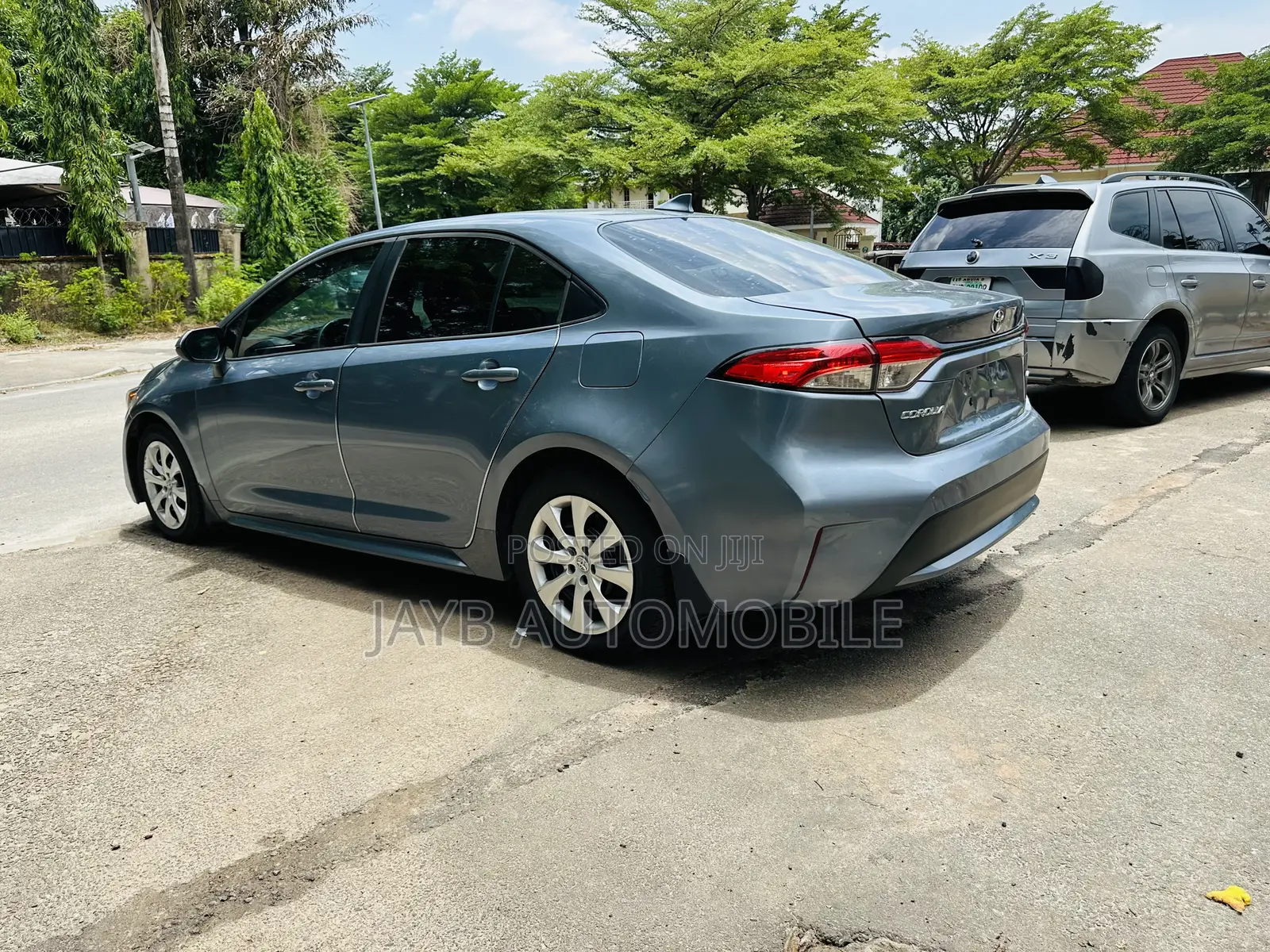Toyota Corolla LE 2020 Blue