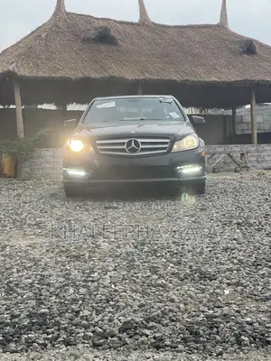 Mercedes-Benz C300 2012 Black