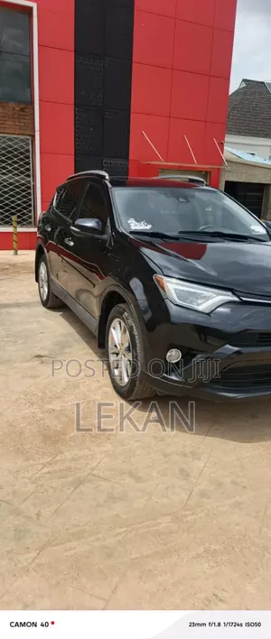 Toyota RAV4 2018 Black