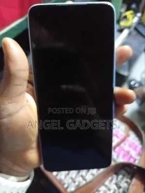 Itel P40 64 GB Blue