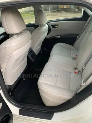 Toyota Avalon 2015 White