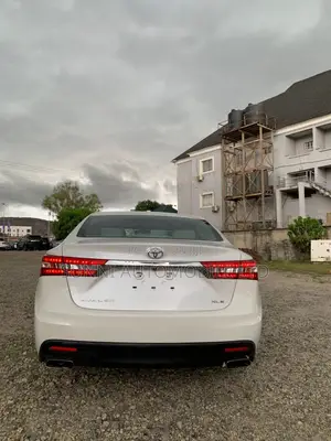 Toyota Avalon 2015 White