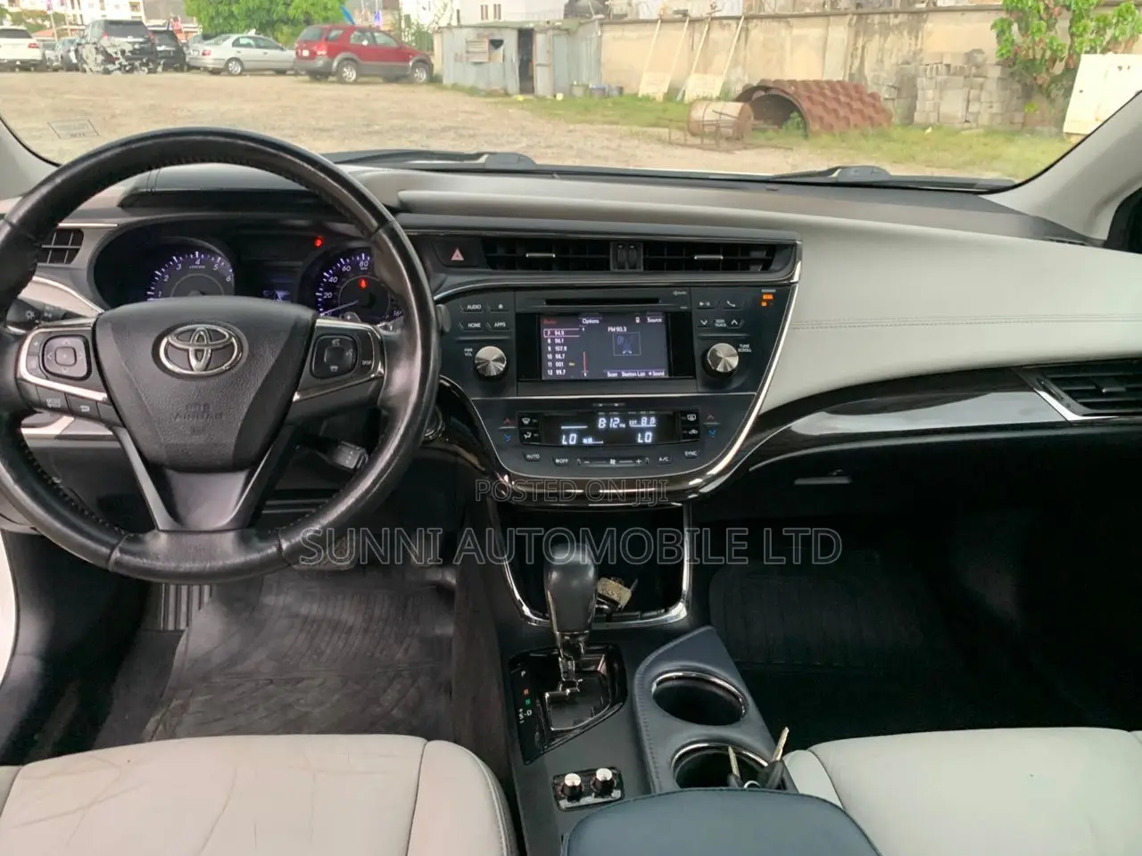 Toyota Avalon 2015 White