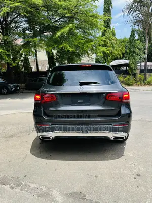 Mercedes-Benz GLC-Class 2021 Black