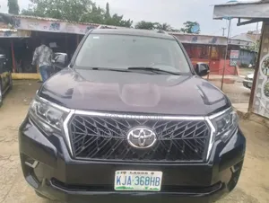 Toyota Land Cruiser Prado 4.0 Petrol GX-L 2012 Black