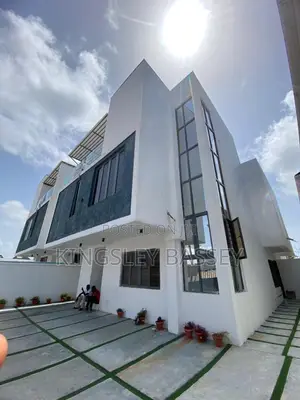 4bdrm Duplex in Ologolo for sale
