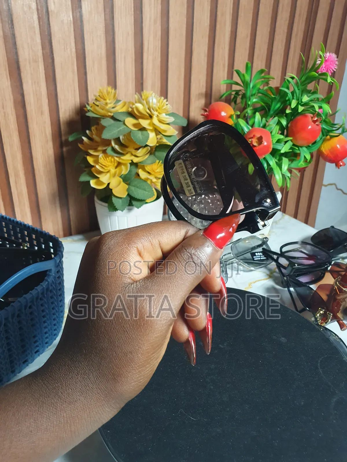 Foldable Polarized Glasses