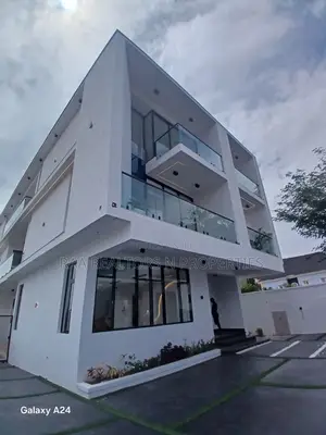 Furnished 5bdrm Duplex in Federal Capital, Apo Resettlement for sale