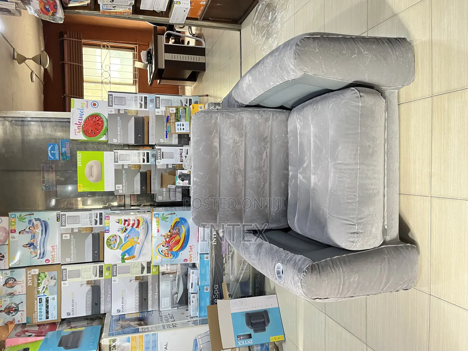 Pull-Out Inflatable Chair