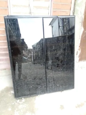 Creative Aluminium Frameless Window