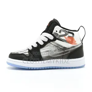 Original Air Jordan 1 Mid Sneakers