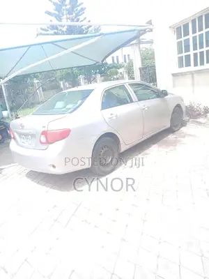 Toyota Corolla 2009 Silver