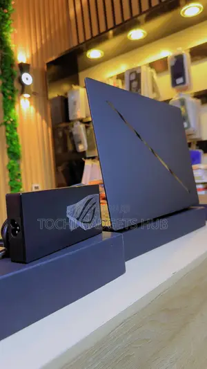 Laptop Asus ROG Zephyrus G16 16GB Intel Core Ultra 9 SSD 1T
