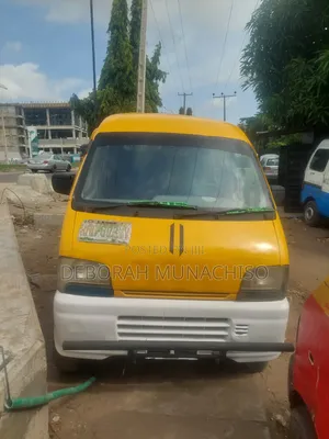 Suzuki Every 2010 Yellow