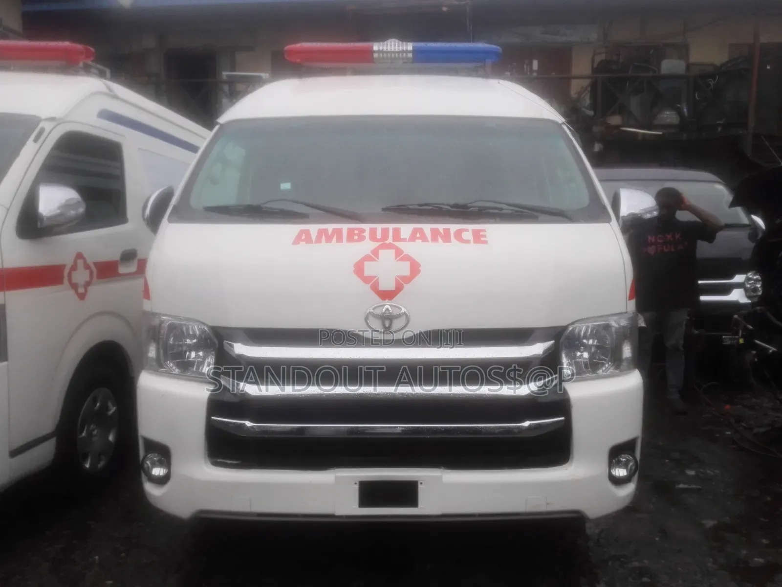Toyota HiAce 2018 White