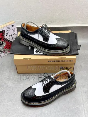 Brogues White and Black
