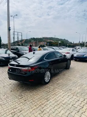 Lexus ES 2016 Black