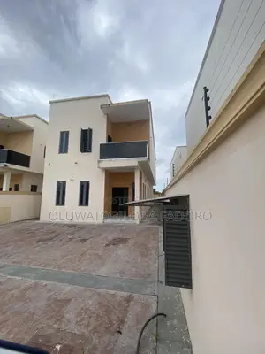 5bdrm Duplex in Abijo Gra for sale