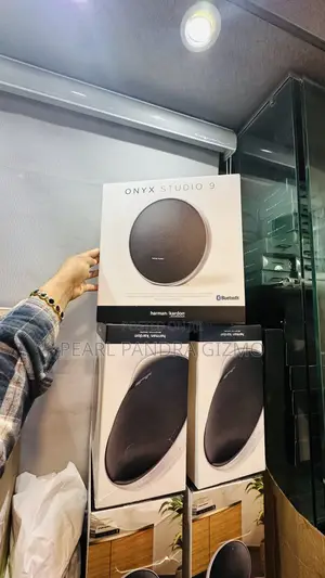 Onyx Studio 9 Speaker