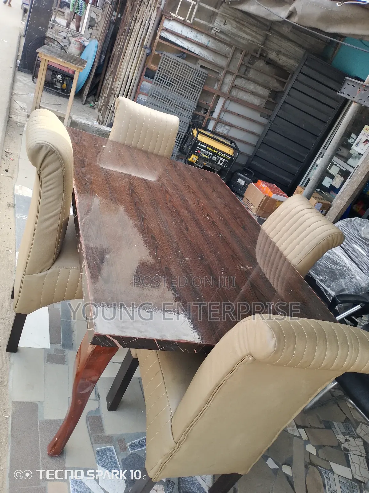 Set of Dining