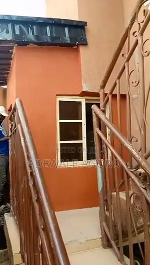 Studio Apartment in Zion Way, Akesan for rent