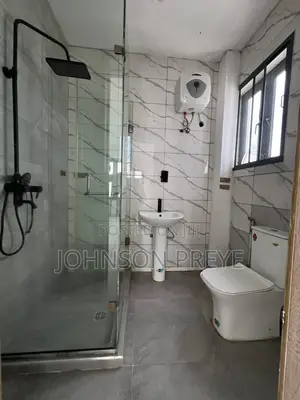 3bdrm Apartment in Gbangbala Street for rent