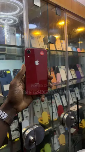 Apple iPhone XR 64 GB Red