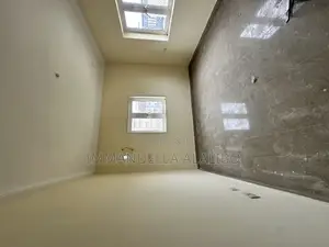 3bdrm Block of Flats in Katampe (Main) for rent