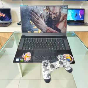 Laptop Razer Blade Advanced 16GB Intel Core i7 SSD 512GB