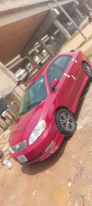 Toyota Corolla 2004 Red