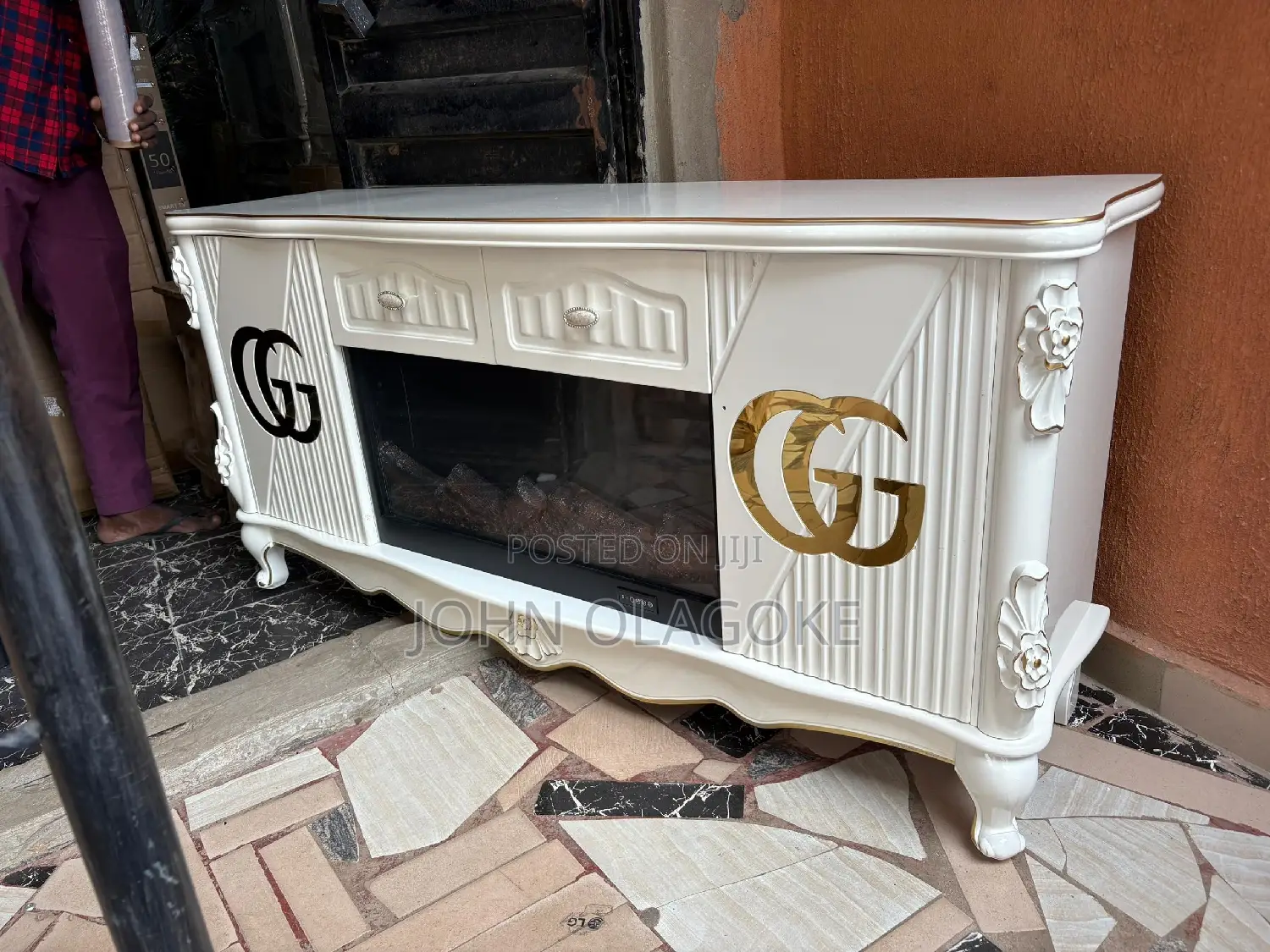 Big Fireplace Screen Shelve
